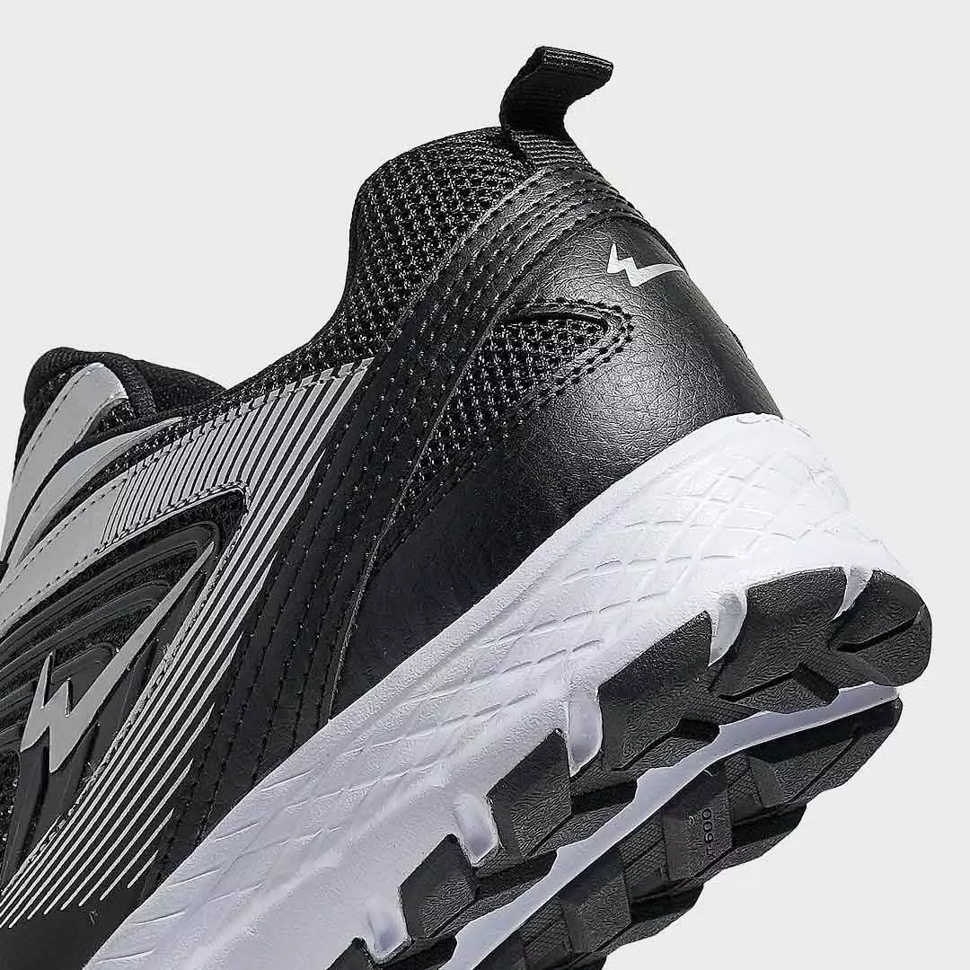 Eagle Sepatu Sneakers Lifestyle Versa – PERAK/HITAM