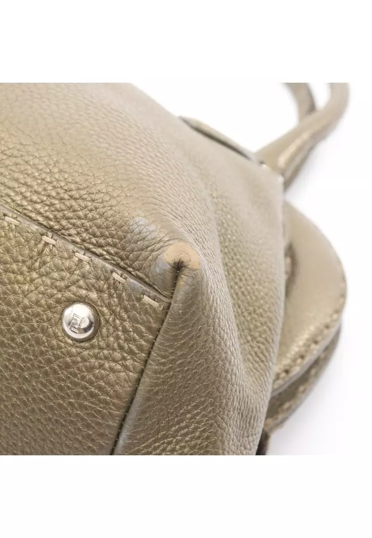 Pre-Loved Fendi Selleria doctor's bag metallic Handbag leather Khaki green