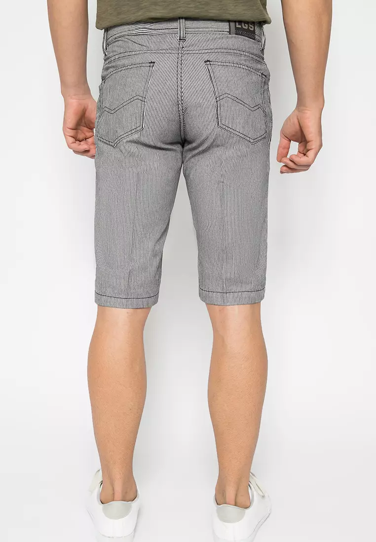 LGS - Celana Chinos Pendek Pria Garis Hitam Putih CSS.379.004.988.C