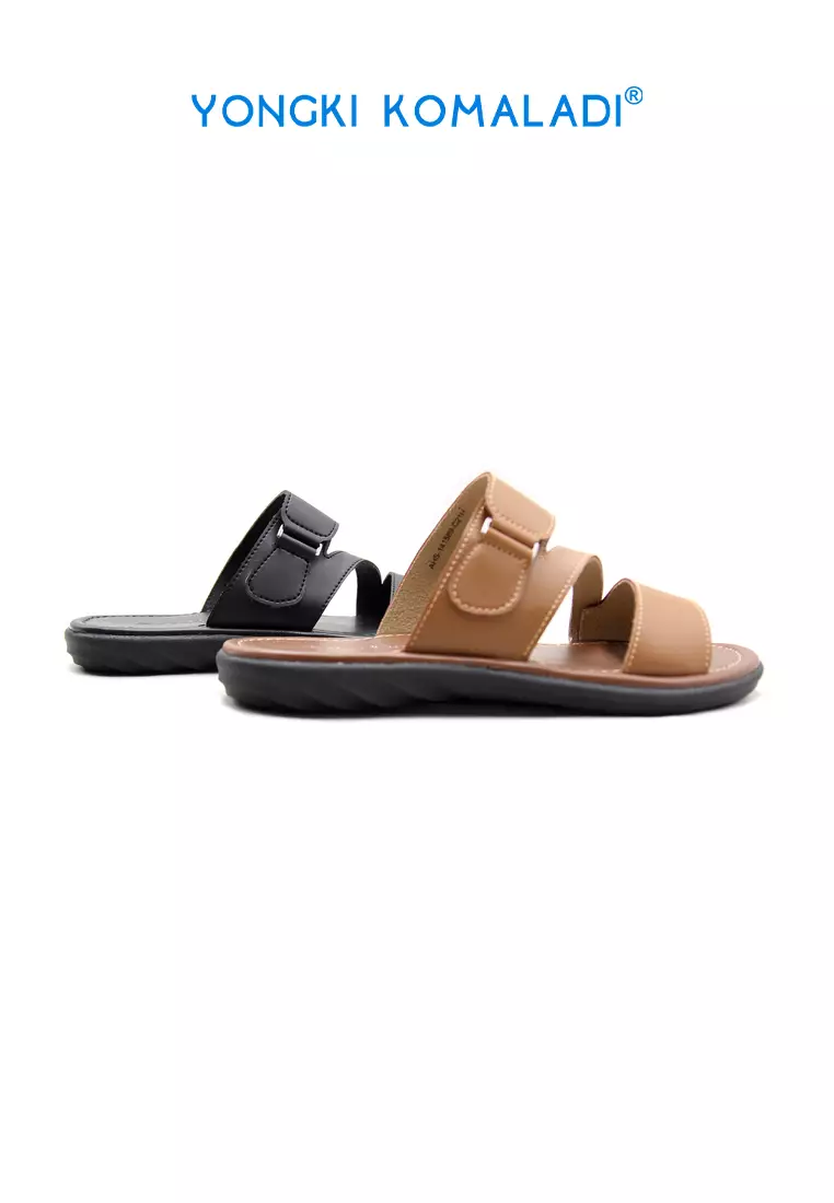 YONGKI KOMALADI SANDAL- AHS-141689-D20 HITAM