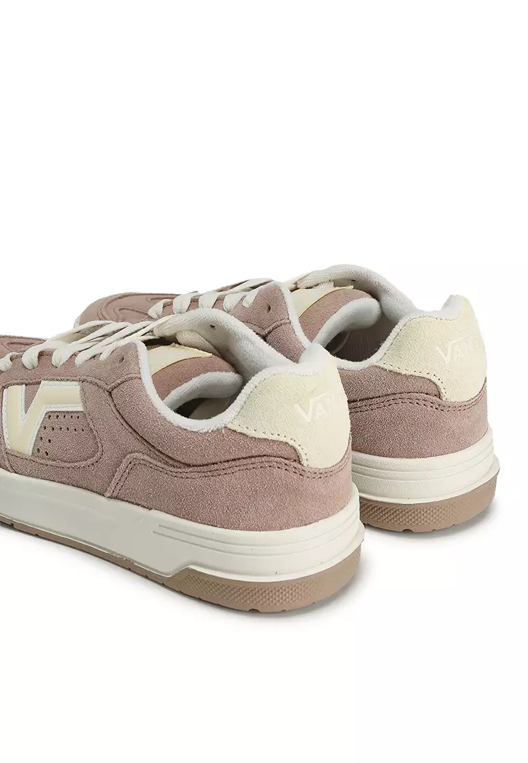 Upland Sneakers