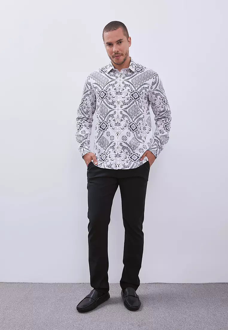 MANZONE - Kemeja Batik Lengan Panjang Pria Tirtayasa 05 Modern Fit - Beige Warna Beige
