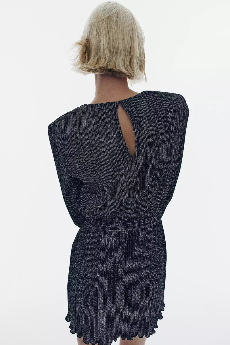 Shoulder-pad plissé dress