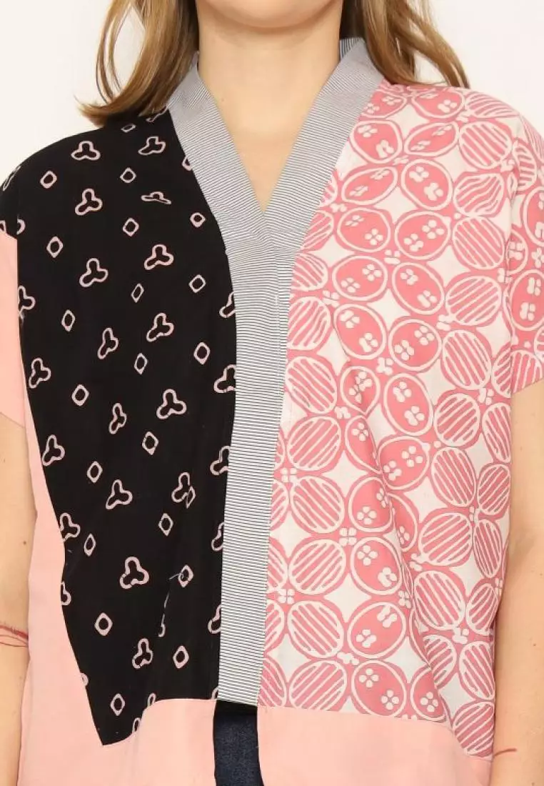 Blouse Batik Wanita - Bhatara Batik Fidelya - Atasan Batik Modern Lengan Pendek