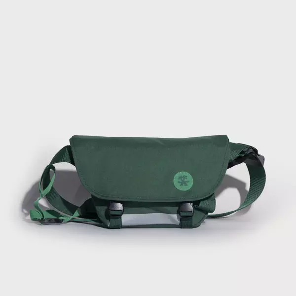 Crumpler zalora 2025