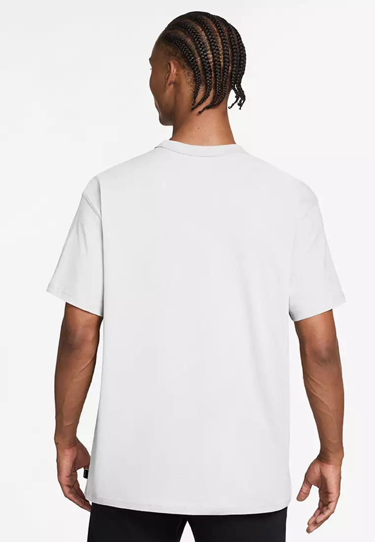 Sportswear Premium Essentials Men's T-Shirt