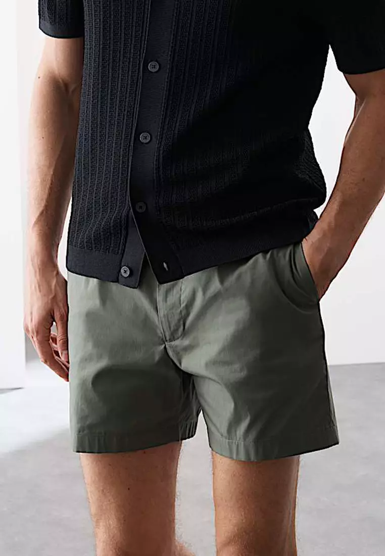 Regular Fit Super Lightweight Chino Shorts