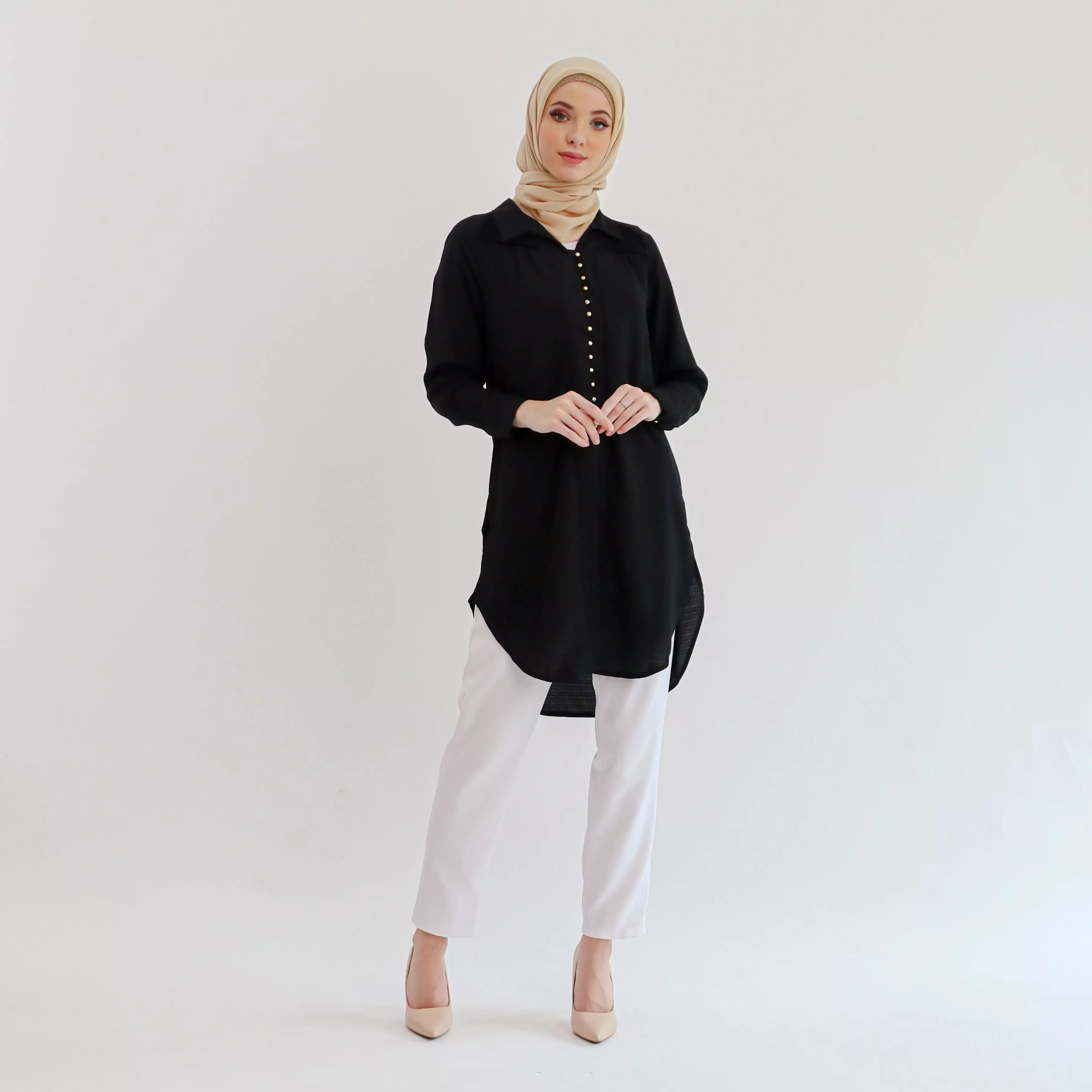 Tunic Panjang Wanita Veria Hitam - Azzar