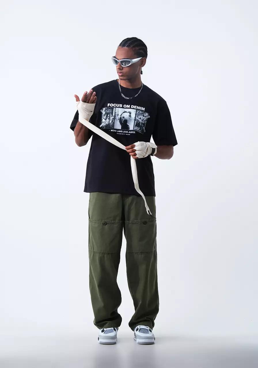 Kaos Pria Boxy Tusha Black