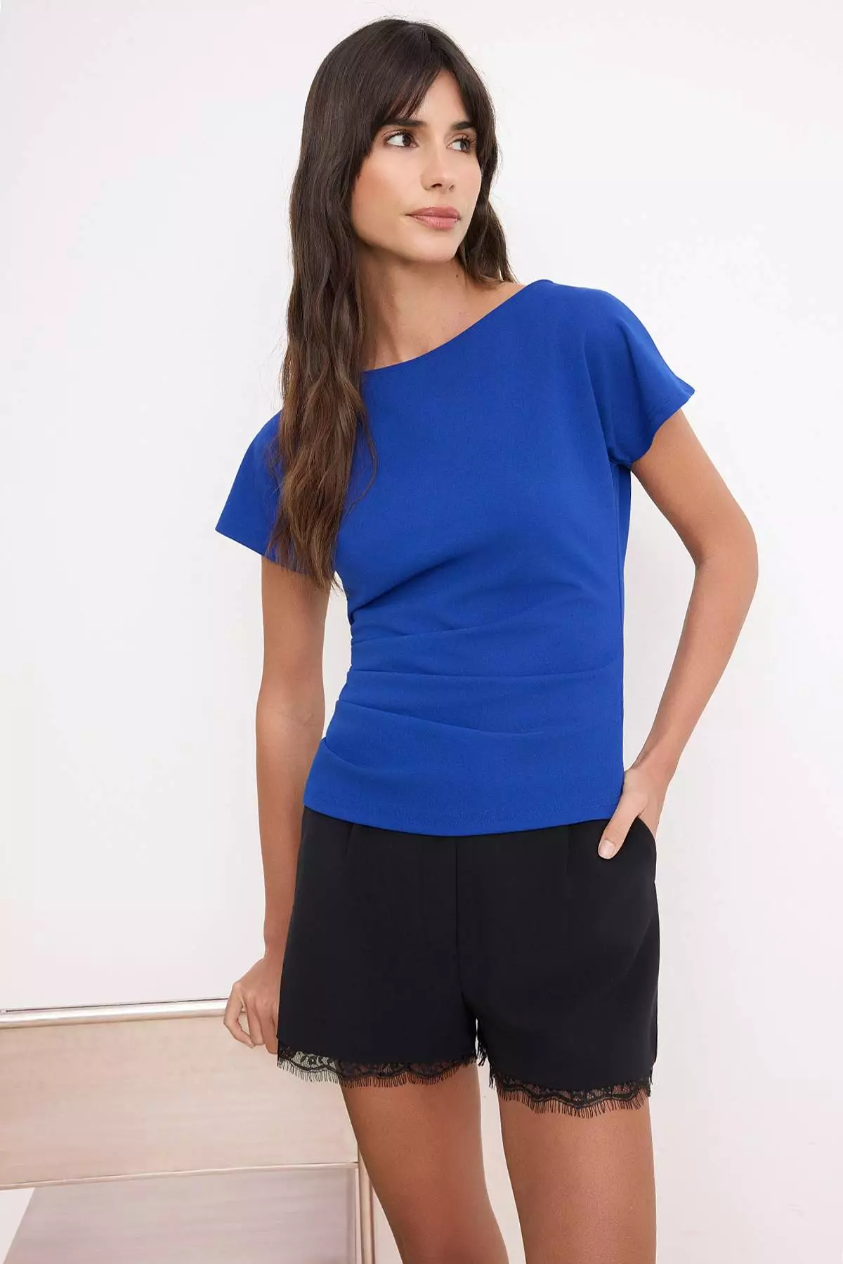 Saks Fitted/Body-Fitting Boat Neck Low Sleeve Short Sleeve Scuba Crepe Knitted Blouse Twoss26Bz8