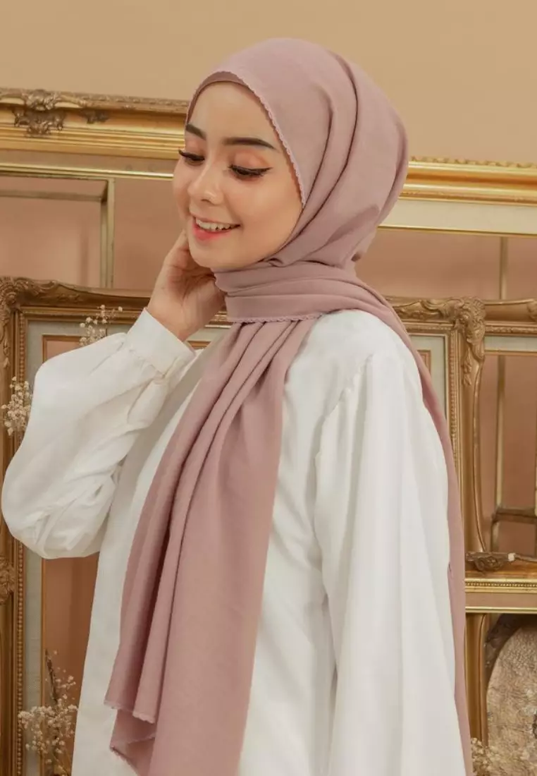 Embroidery Signature Shawl Lilac