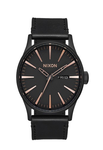 Jual Nixon Nixon Sentry Leather All Black Rose Gold Original Zalora Indonesia