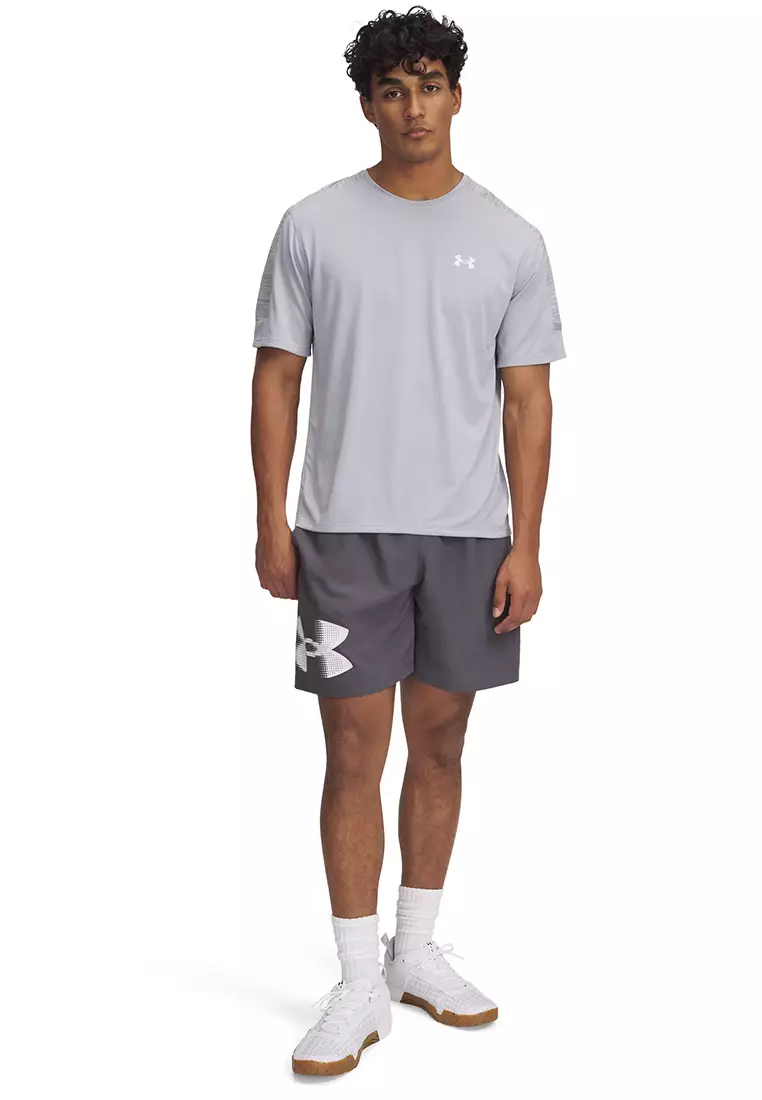 Tech™ Woven Graphic Shorts