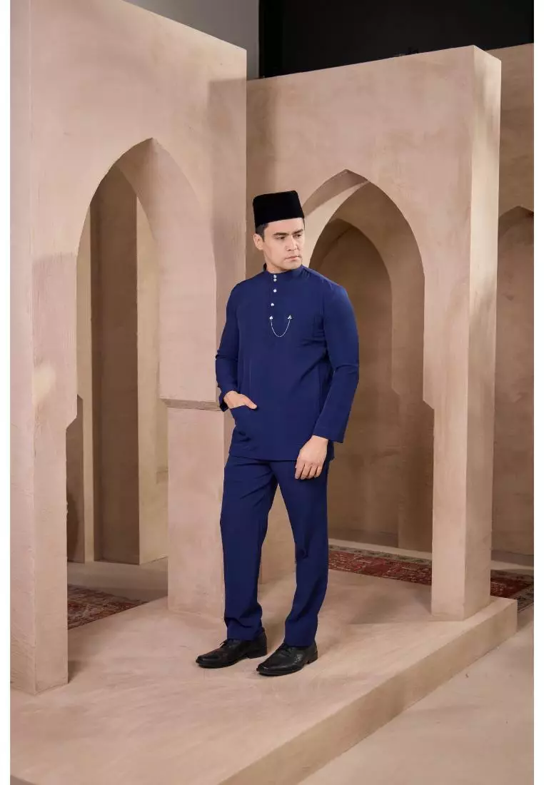Baju Melayu Mahkota