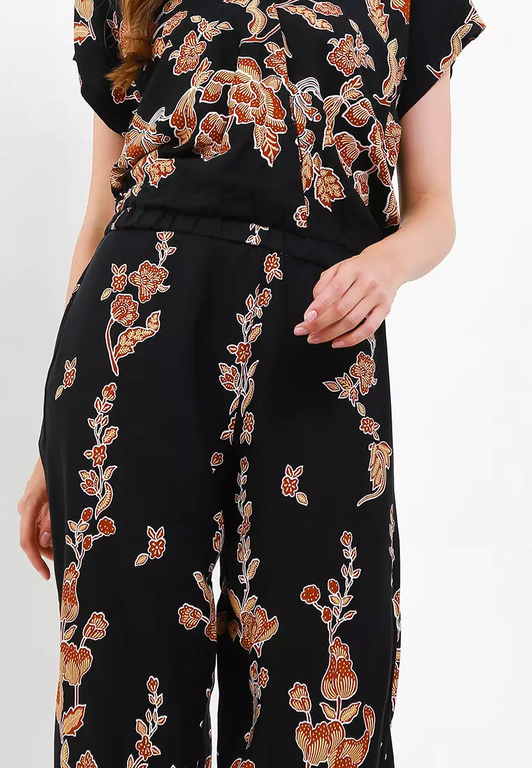 Onet Set Batik Wanita Setelan Krop Innesa Black