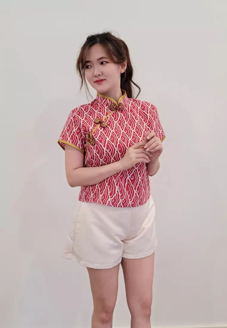 Ivory Cheongsam Top in Red Stamped Batik