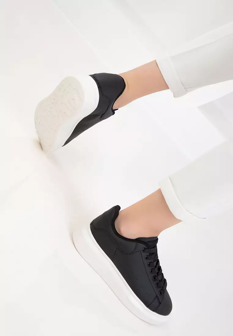 Black Women's Sneaker 19845