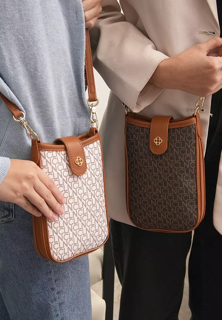 Leeza Sling Bag (Classic Monogram)