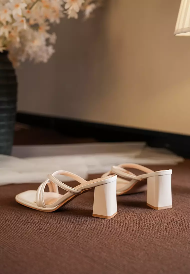 サンダル・ミュール FABIANA FILIPPI Sandal mules on heel and knot 楽天市場】3color ハイヒール ミュールサンダル シルバー