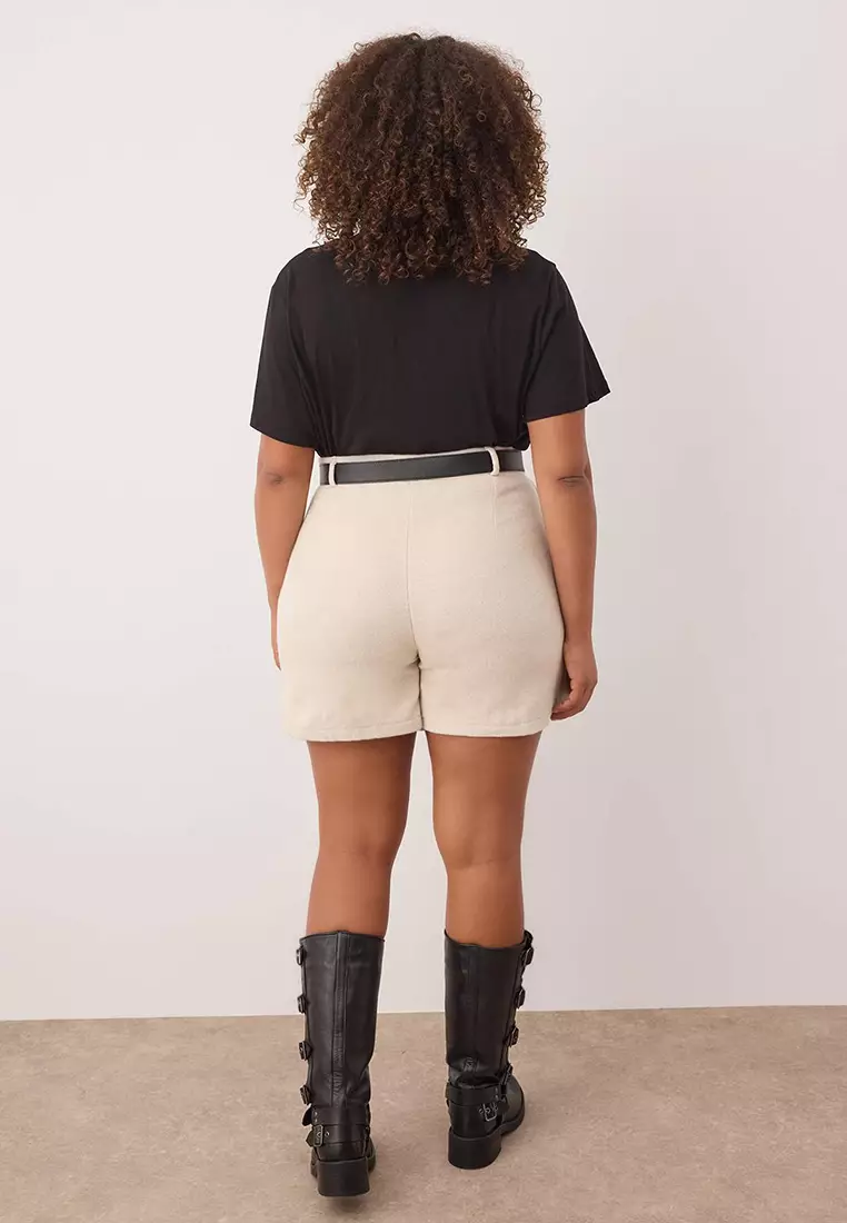 Plus Size Belted Skort