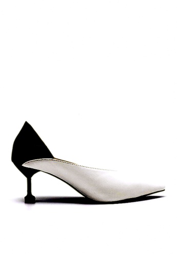 Twenty Eight Shoes white Stylish Silhouette Heels VL1806815 C7E70SHC6274E2GS_1