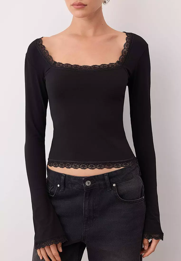 Lace Detailed Square Neck Blouse
