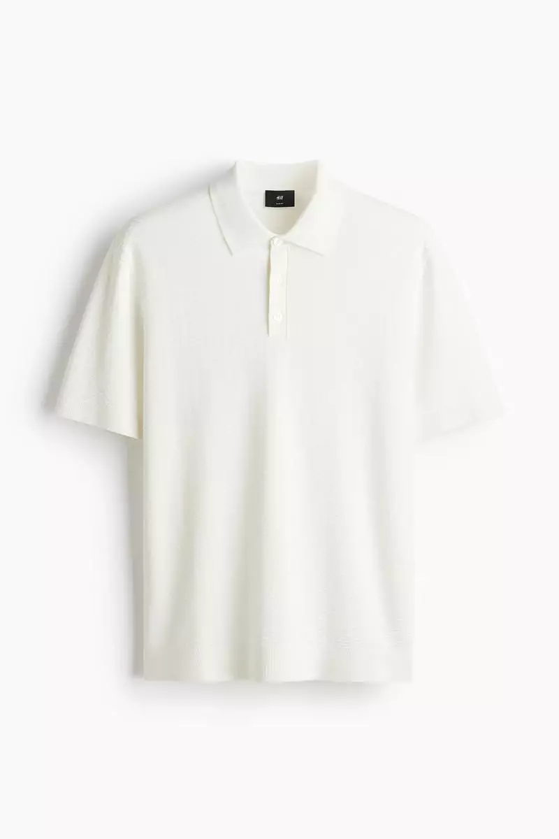 Slim Fit Textured polo shirt