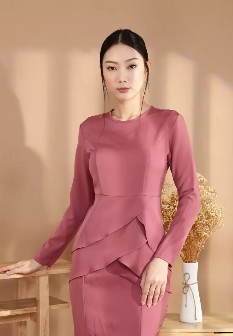 Piyona Kurung in Plum Pink