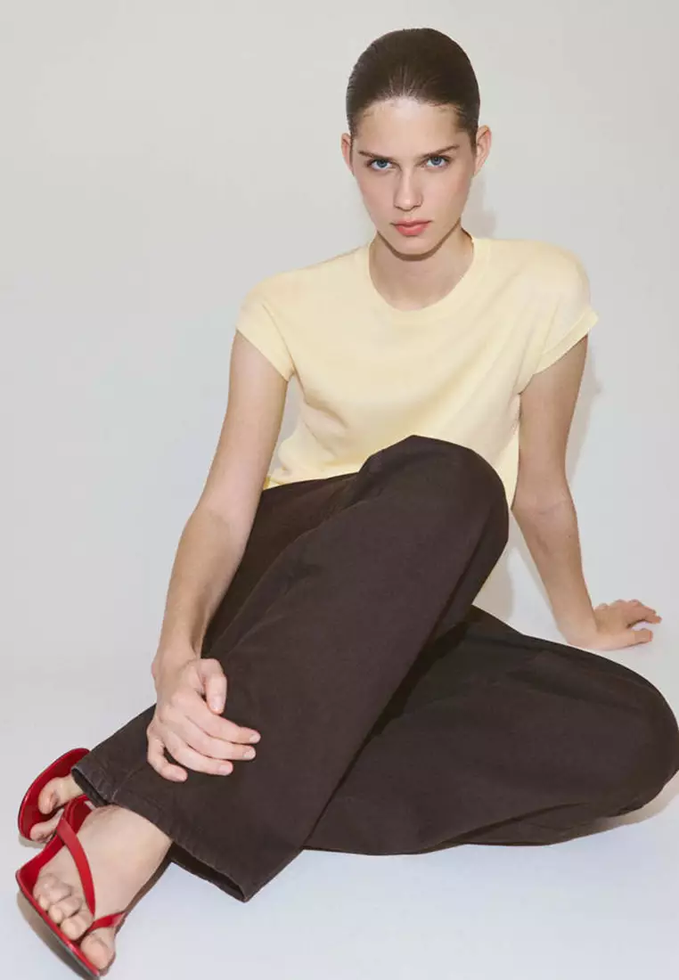 Short-Sleeves Knitted Top