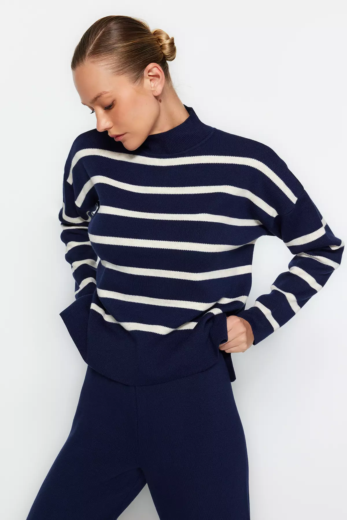 Navy Blue Striped Knitwear Trousers Bottom-Top Set TWOAW24AU00045