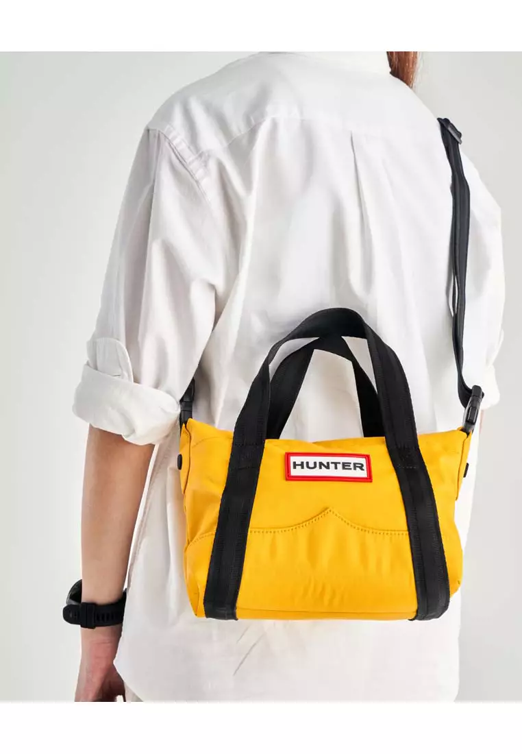 Buy Hunter Boots NYLON MINI TOPCLIP TOTE Online | ZALORA