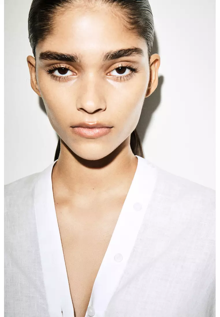 BUTTON-DETAIL LINEN V-NECK SHIRT