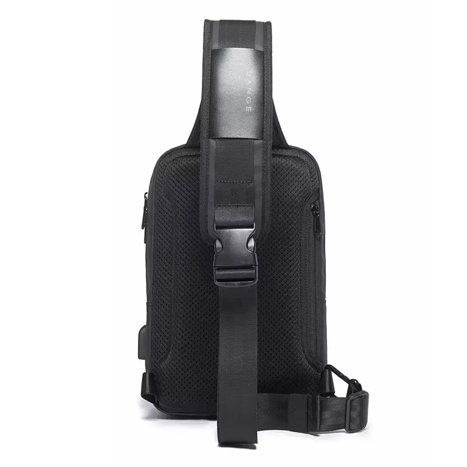 Bange BG22002 Tas Selempang Pria Waist Bag Pria Sling Bag Pria USB - BLACK