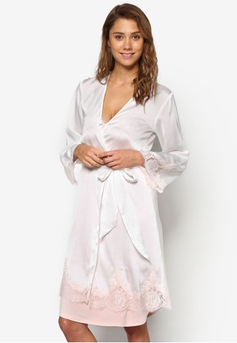 Bridal 簡約蕾絲邊飾睡袍, 服飾, esprit 品牌睡袍