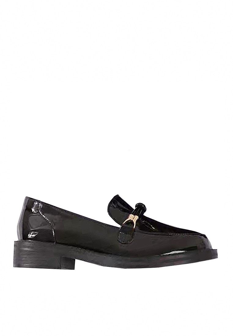 VANSA Patent Metal Tie Loafers VSW-F1805