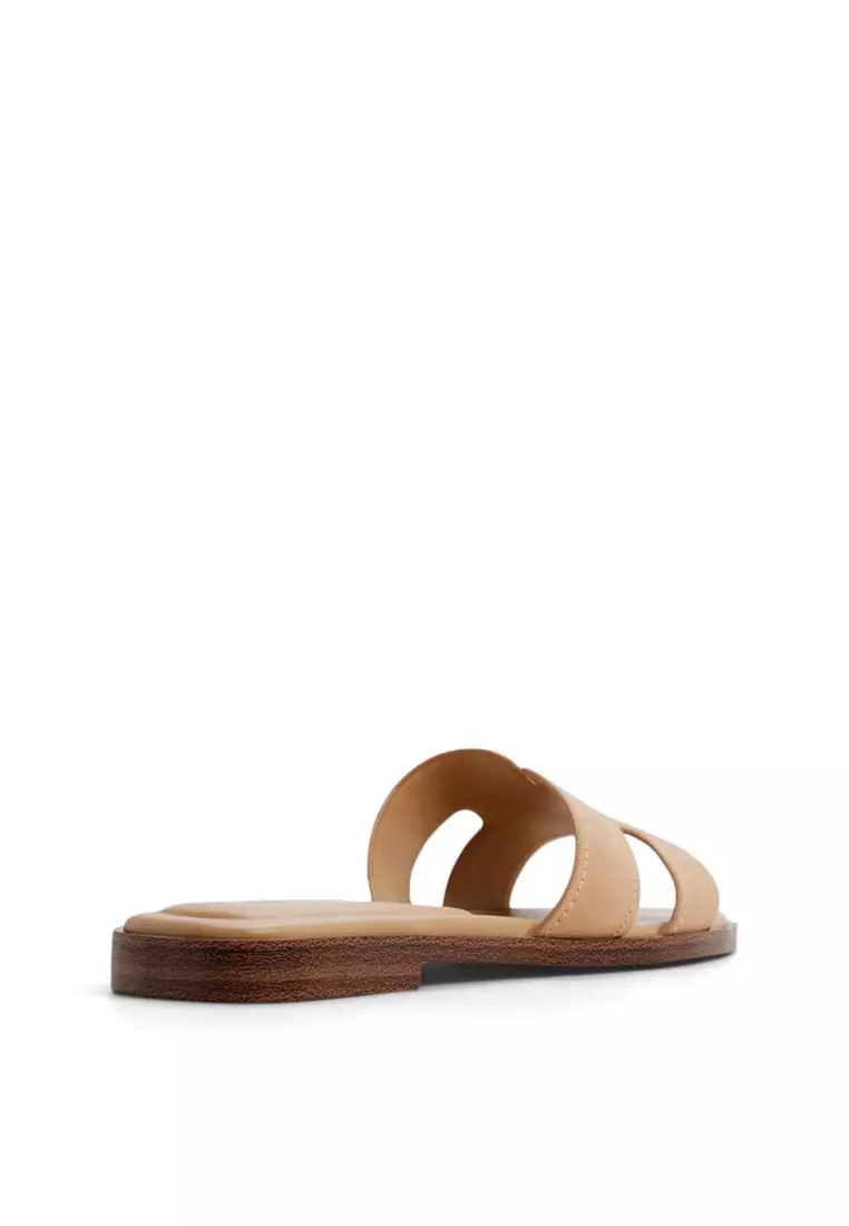 Itsandal Sandals