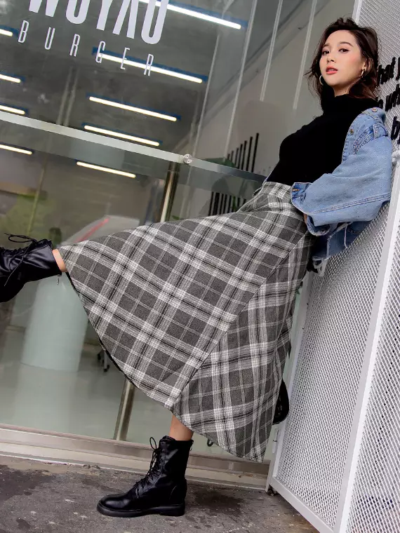 Plaid umbrella outlet skirt