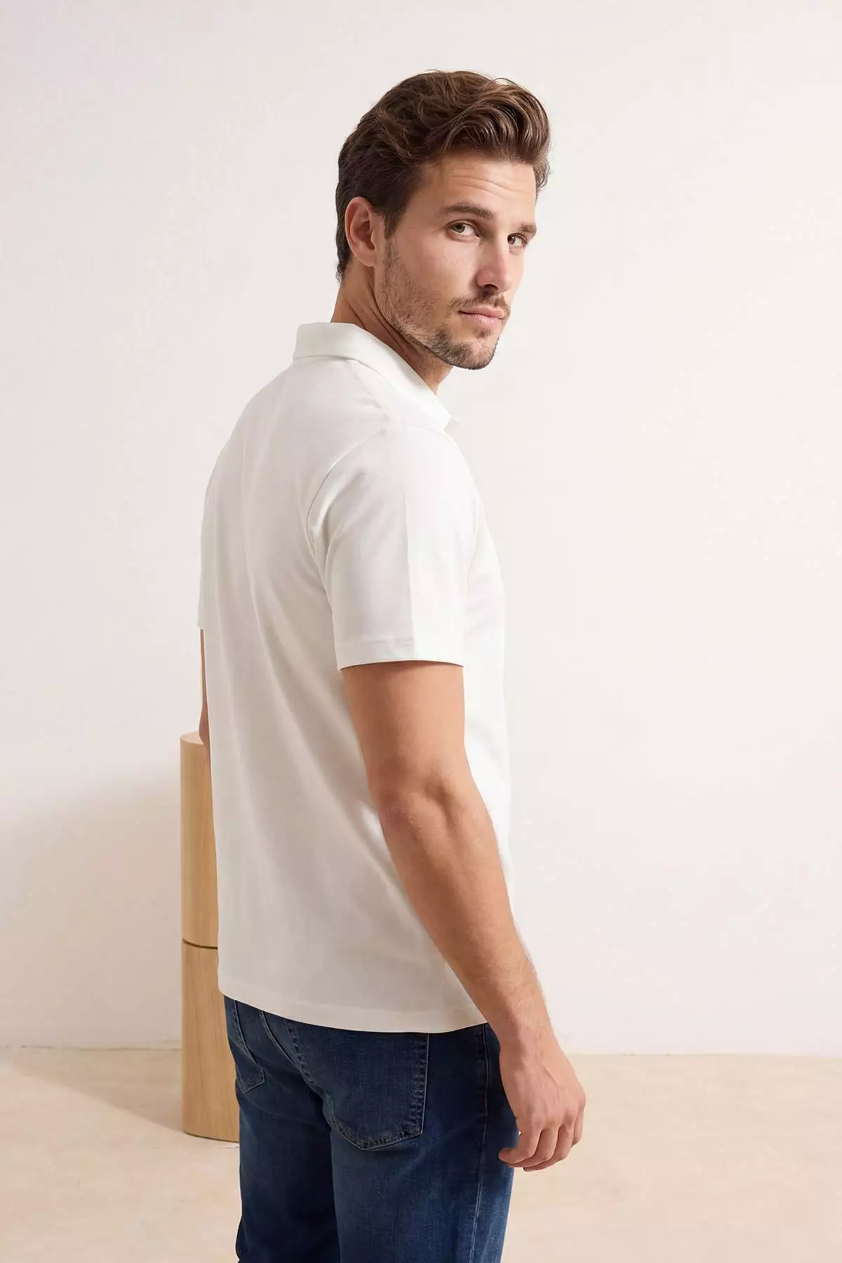 Ecru Regular/Normal Cut Soft-Textured Polo Neck T-Shirt Tmnss26Po00034