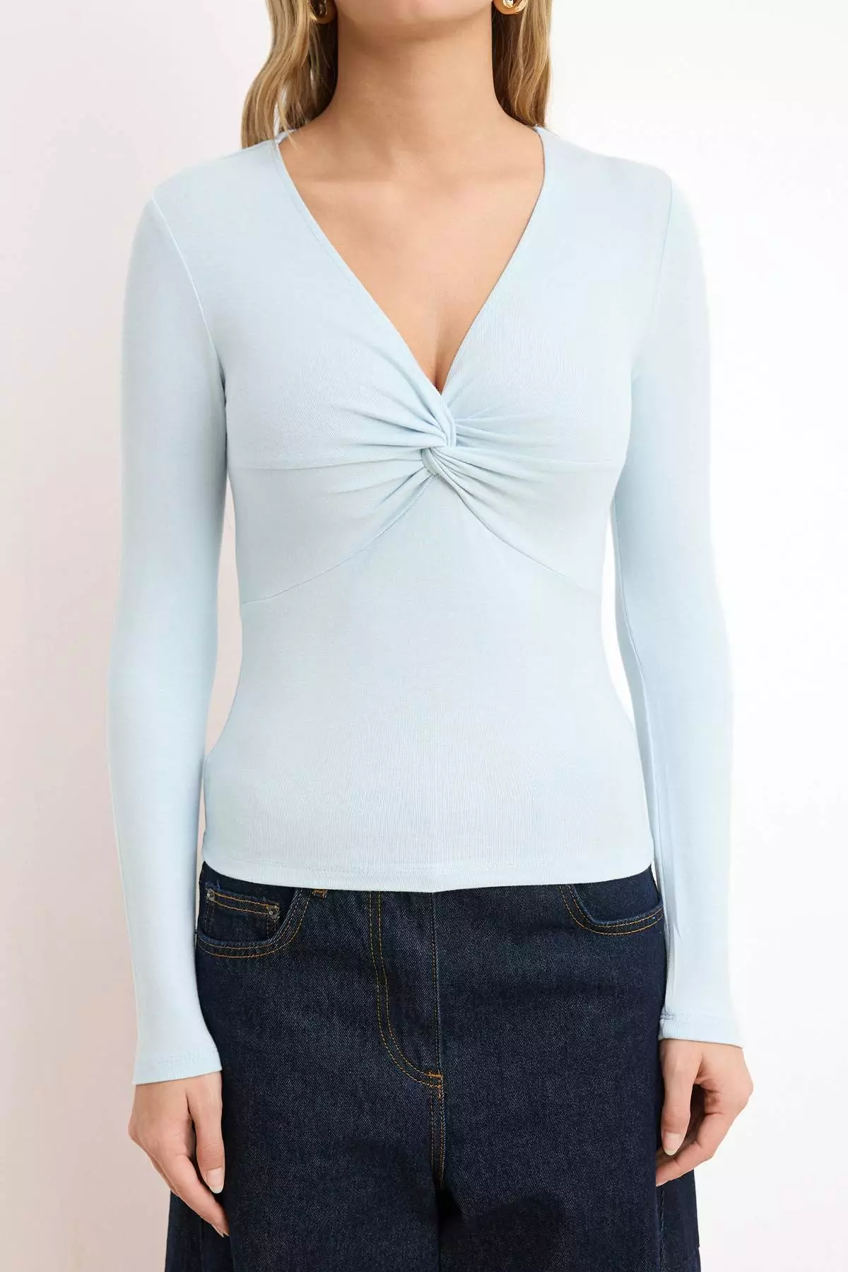 Light/Baby Blue Regular/Normal Fit V-Neck Short Sleeve Soft Knitted Blouse Twoss26Bz641