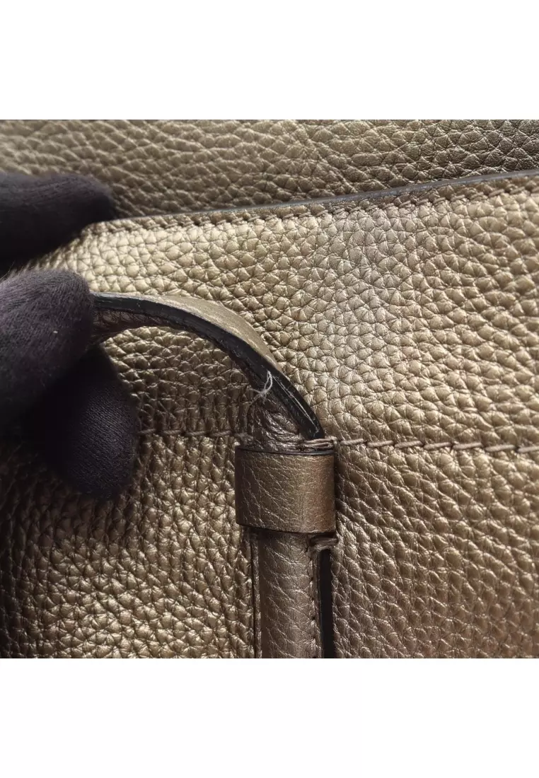 Pre-Loved Salvatore Ferragamo Amy Gancini Shoulder bag tote bag leather gold