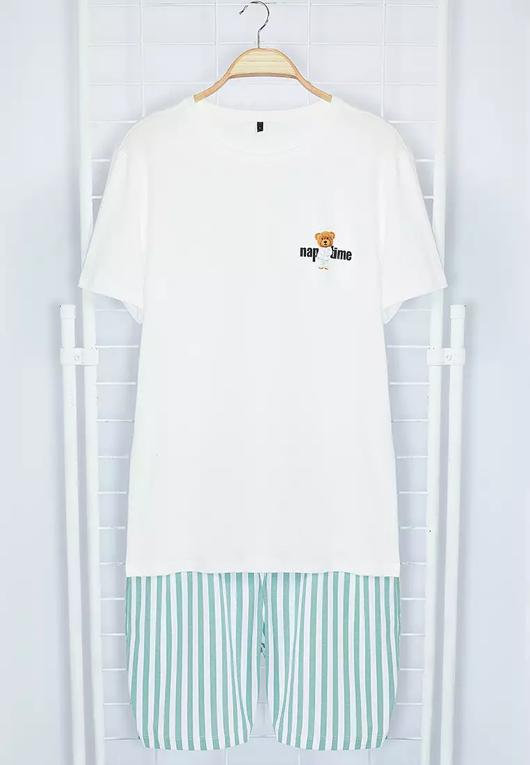 Regular Fit Printed Pyjamas Set