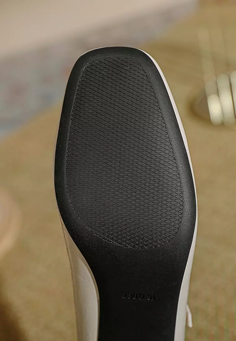 4CM Buckle Strap Patent Leather Mary Jane Shoes TE2010-2