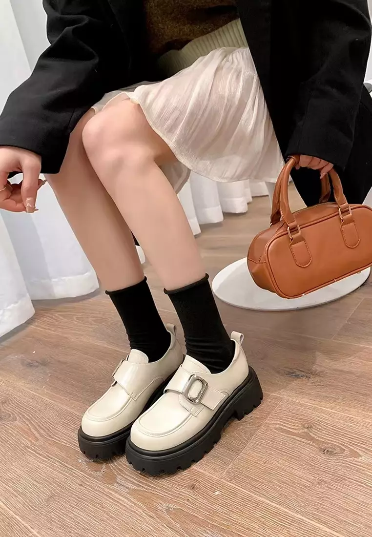 真皮魔術貼搭帶樂福鞋 MZ0373