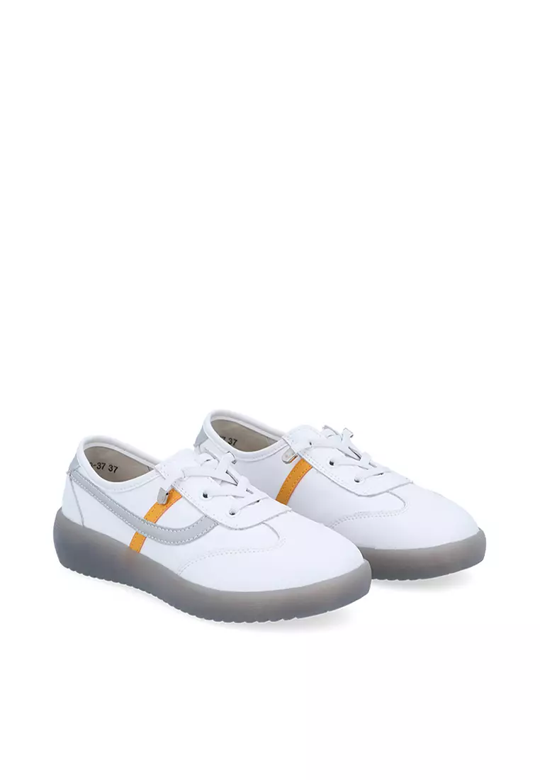 Dark Yellow Urbane Sneakers