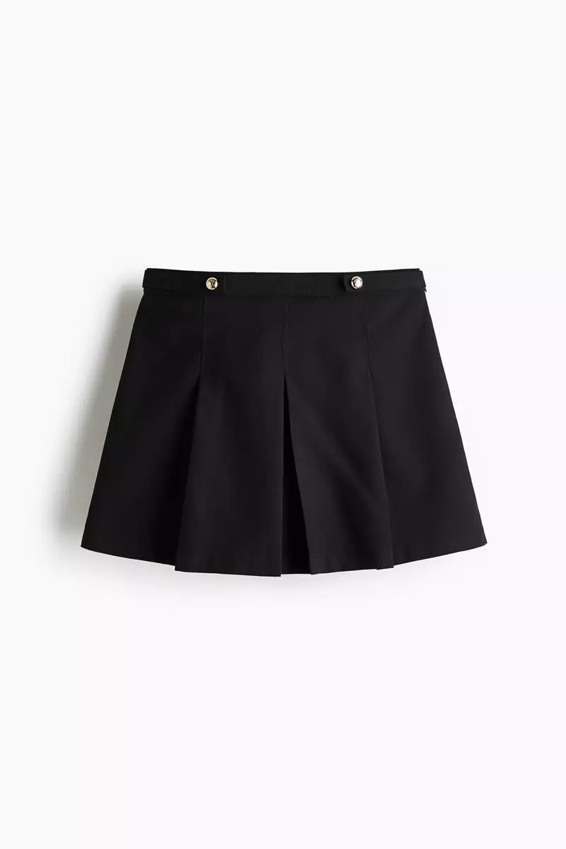 Pleated skort