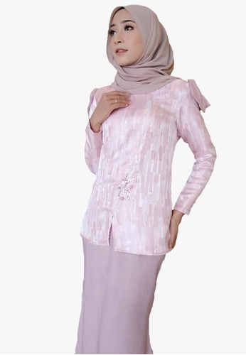 Buy KURUNG BROCADE WITH RIBBON from Zoe Arissa in Purple only 179