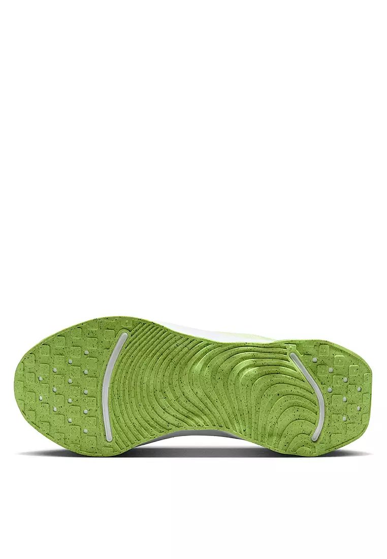 Motiva Walking Shoes