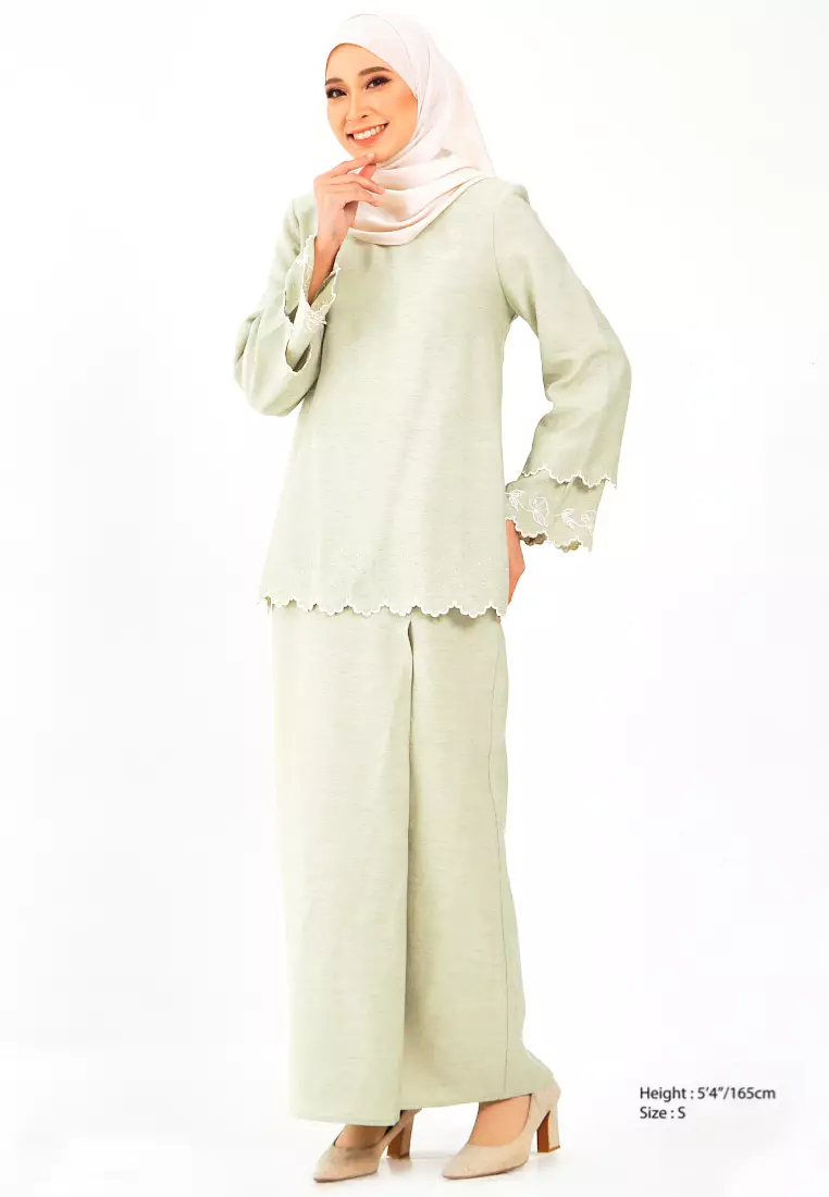 Gene Martino - Dea Pesona Kurung Kedah 7069