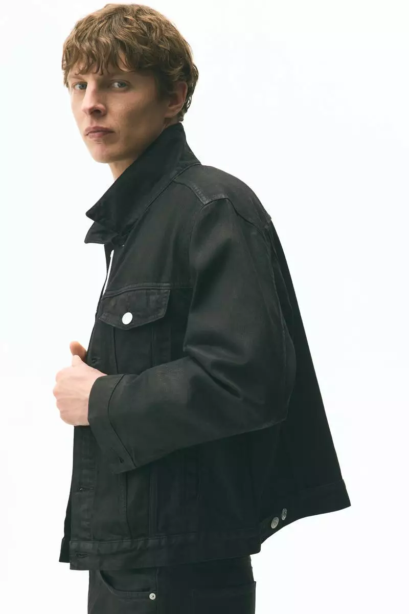 Buy H&M Coated denim trucker jacket 2025 Online ZALORA