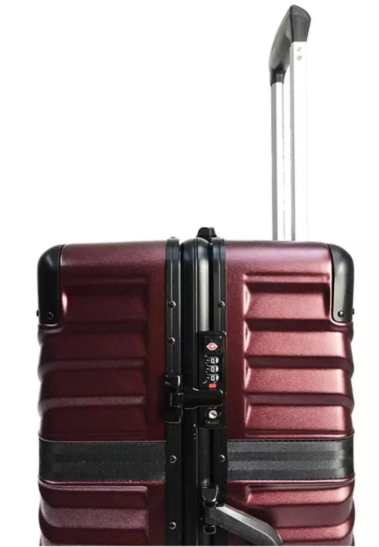 Caseman By Poly Pac 20" Metallic Style PC Harcase Travel Luggage w TSA Clip Lock - XA2329
